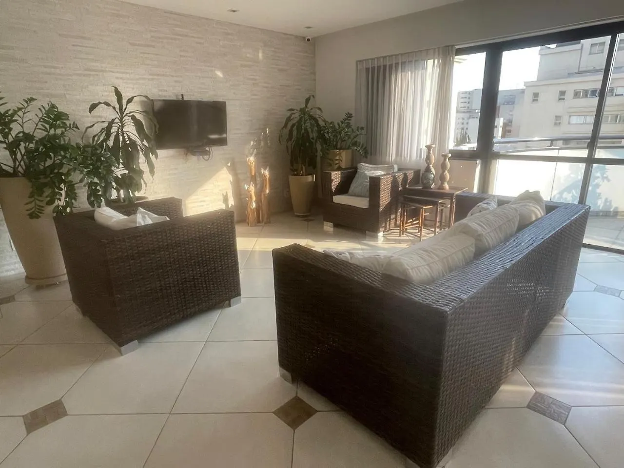 Flat Aconchegante Nos Jardins Com Piscina & Estacionamento Inclusos Aparthotel Sao Paulo